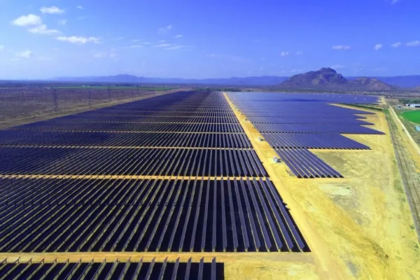 Australia’s Green Energy Leap: Approving the Largest Solar and Battery Project