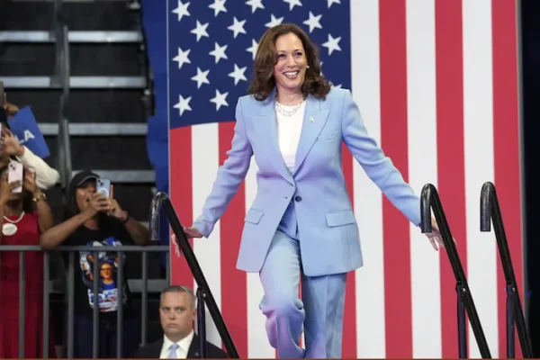 Harris Gains Lead Over Trump in 2024 Election Polls