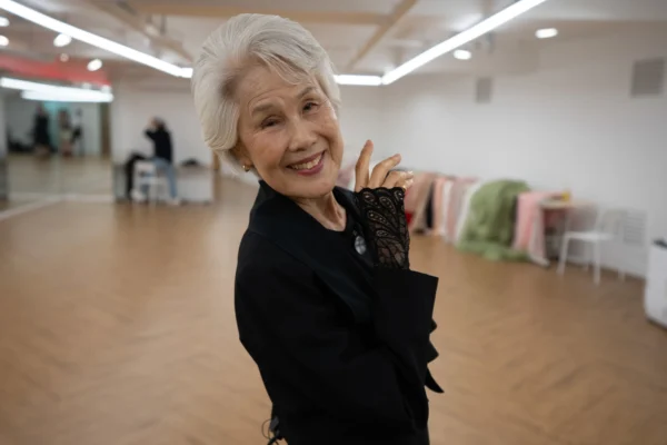 80-Year-Old Miss Universe Korea Contestant Breaks Age Barriers in Beauty Pageant