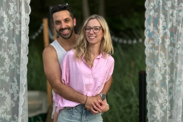 Teenage Summer Crush Reconnects With Her Best Friend Years Later