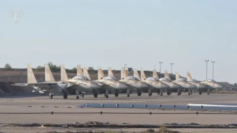 US 2,000-Pound Bombs Likely Used in Strike on Hezbollah Leader Nasrallah, Says CNN Analysis