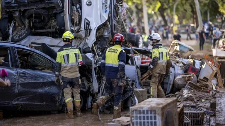 Spanish Floods Spark Outcry from Valencia Residents as More Rain Looms