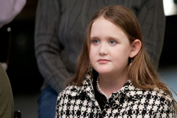 A Social Media Mishap and a Return to an Old Team: Key Moments to Watch for in Week 14 of the NFL Season