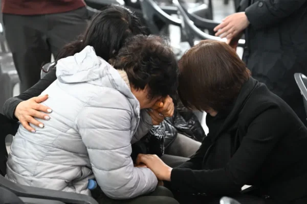 Sobbing and Prayers Echo Through South Korean Airport as Families Mourn Air Crash Victims
