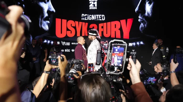 Tyson Fury and Oleksandr Usyk’s Intense 11-Minute Staredown Before Heavyweight Rematch