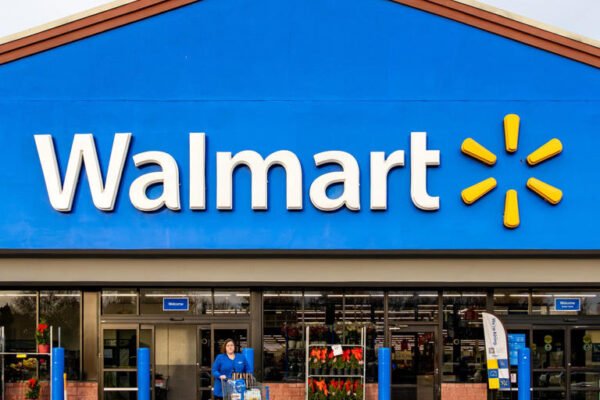 Trump Slams Walmart Over Price Hikes, Demands Retail Giant “Eat the Tariffs”