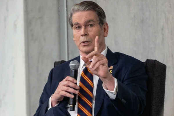 Global Markets Plunge as Beijing Bans U.S. Shipping; Treasury’s Bessent Warns China ‘Will Be Hurt the Most’