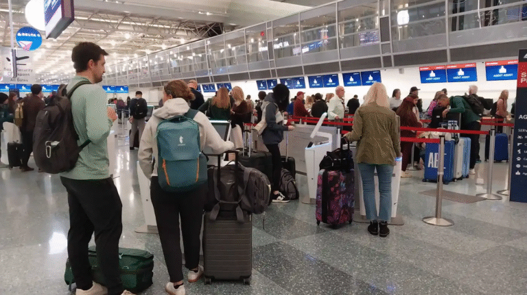 US Faces Major Travel Disruptions as Flights Cut Amid Government Shutdown
